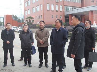 安徽省總工會(huì)副主席阮懷樓一行蒞臨星星集團(tuán)調(diào)研指導(dǎo)非公黨建工作