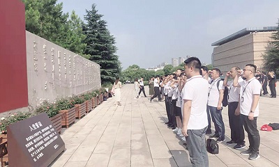 2019年7月4日，公司組織黨員和工作者前往浙江嘉興南湖中共一大舊址參觀（二）